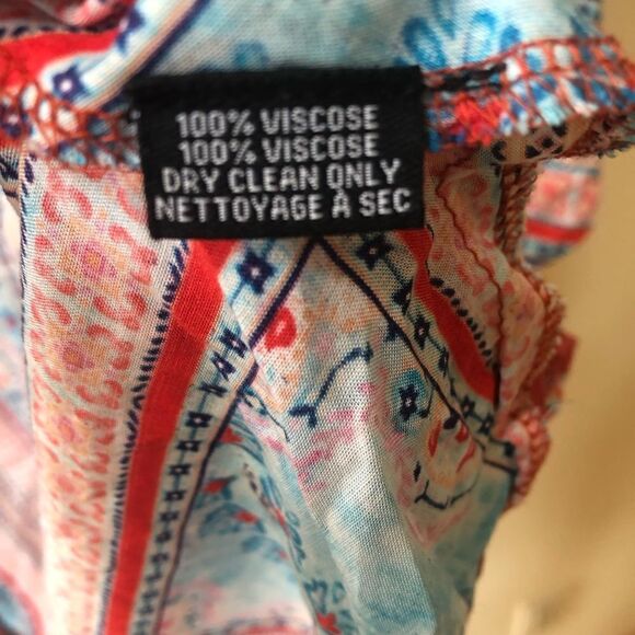 Feathers By Tolani Kimono - Picture 5 of 5